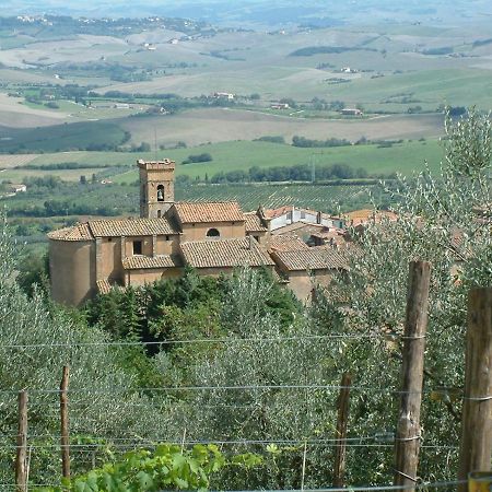 Casa Della Nonna Villa Chianni Eksteriør billede