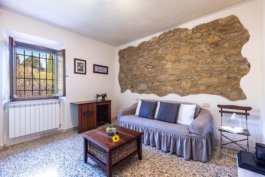 Casa Della Nonna Villa Chianni Eksteriør billede